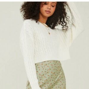 NWT: Cropped Sweater from Altar’d State. Size Small. Ivory/Cream.
